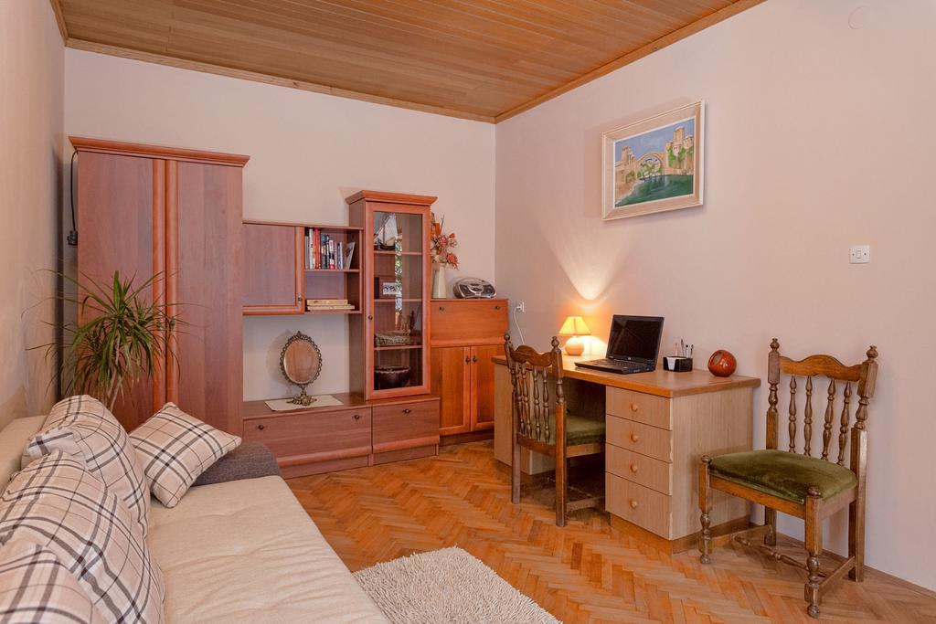 Holiday Home Leonida Jelsa  Εξωτερικό φωτογραφία
