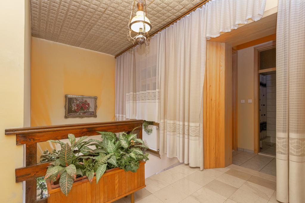 Holiday Home Leonida Jelsa  Εξωτερικό φωτογραφία