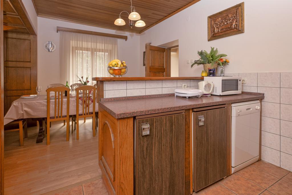 Holiday Home Leonida Jelsa  Εξωτερικό φωτογραφία