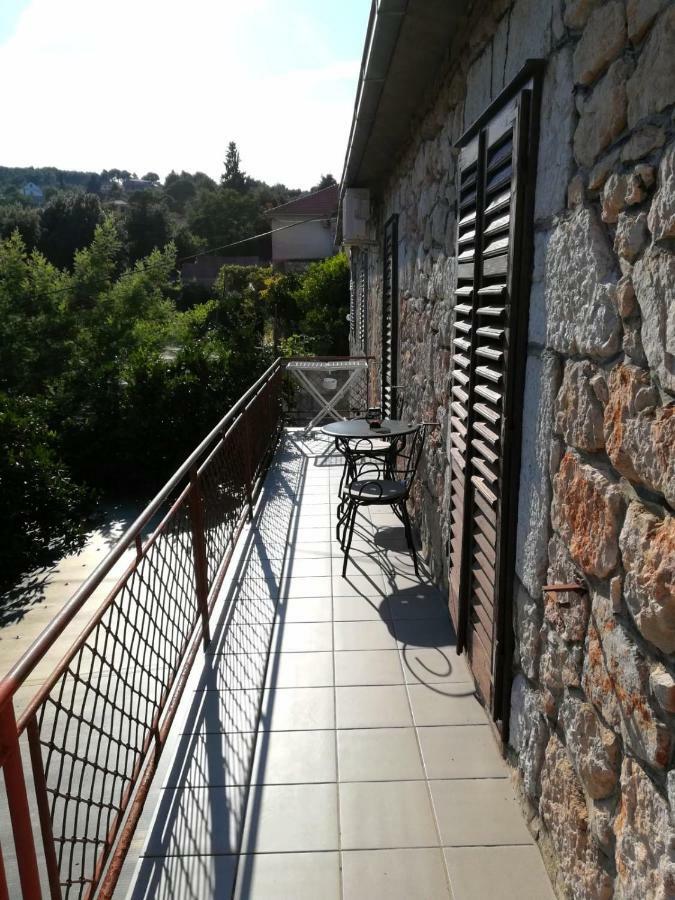 Holiday Home Leonida Jelsa  Εξωτερικό φωτογραφία