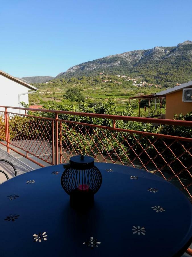 Holiday Home Leonida Jelsa  Εξωτερικό φωτογραφία
